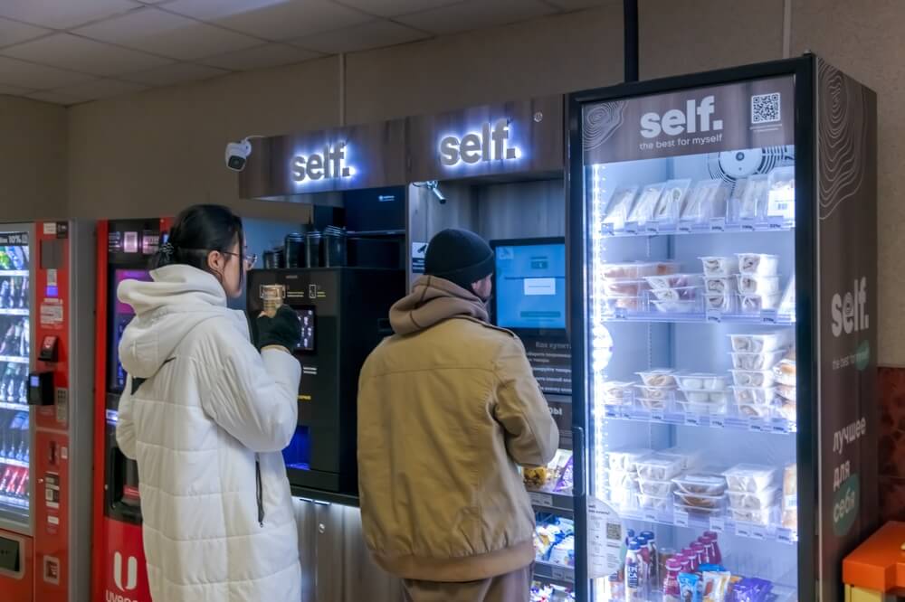 Modern micro market kiosk